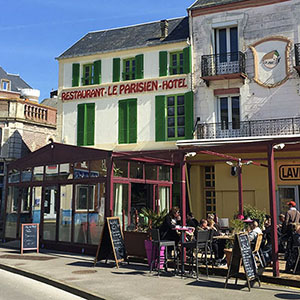 Hôtel restaurant le parisien Chez les filles